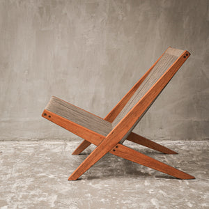 SNEDKERIER LOUNGE CHAIR