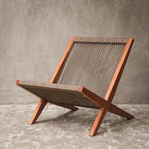 SNEDKERIER LOUNGE CHAIR